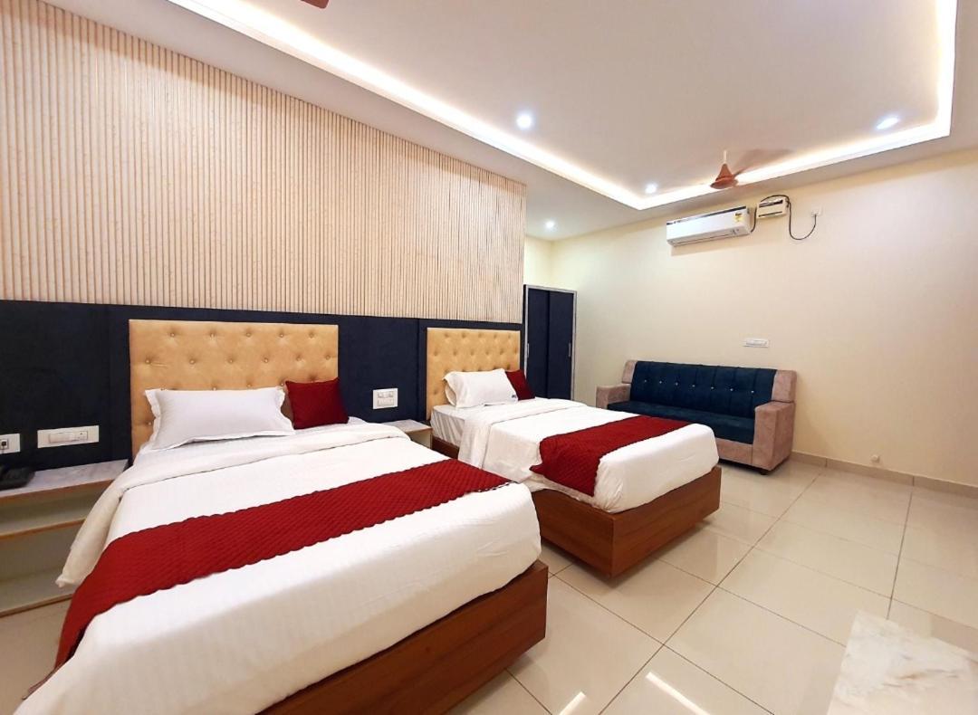 Hotel Vsr Grand Vijayawāda Exterior foto